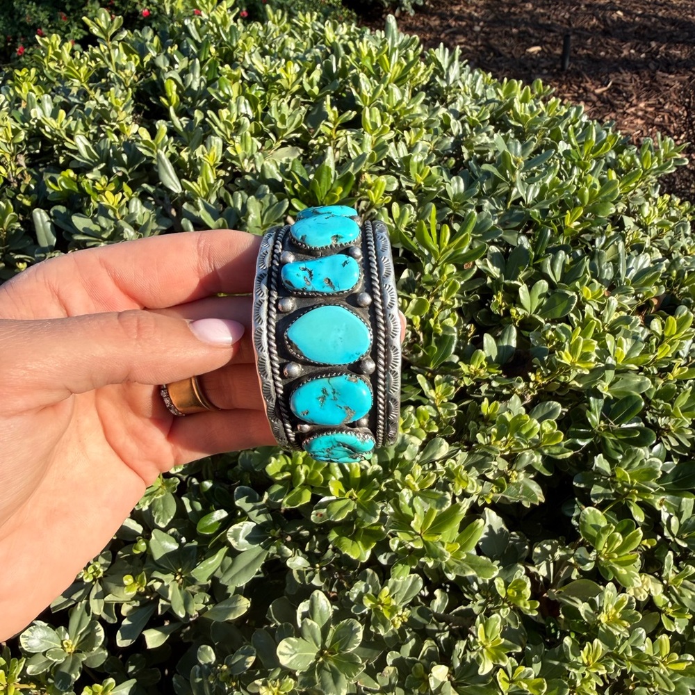 9 Stone KingmanTurquoise and Sterling Silver Women's Bracelet Cuff